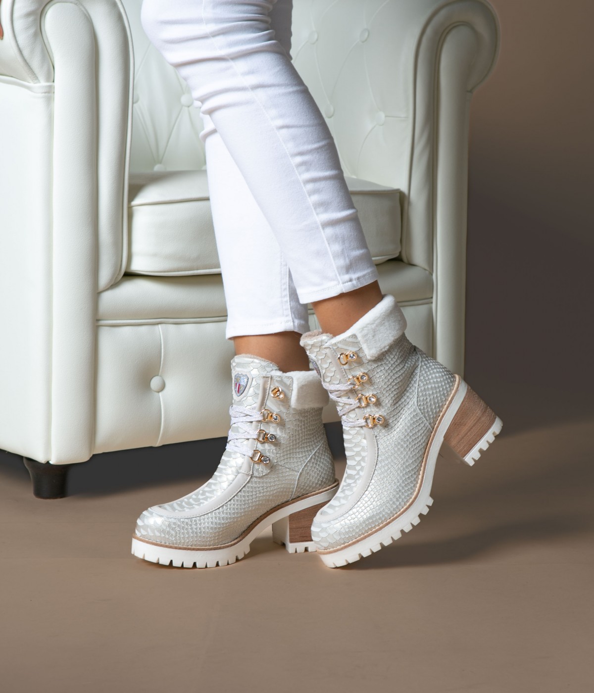 CHARLOTTE PEARL 2