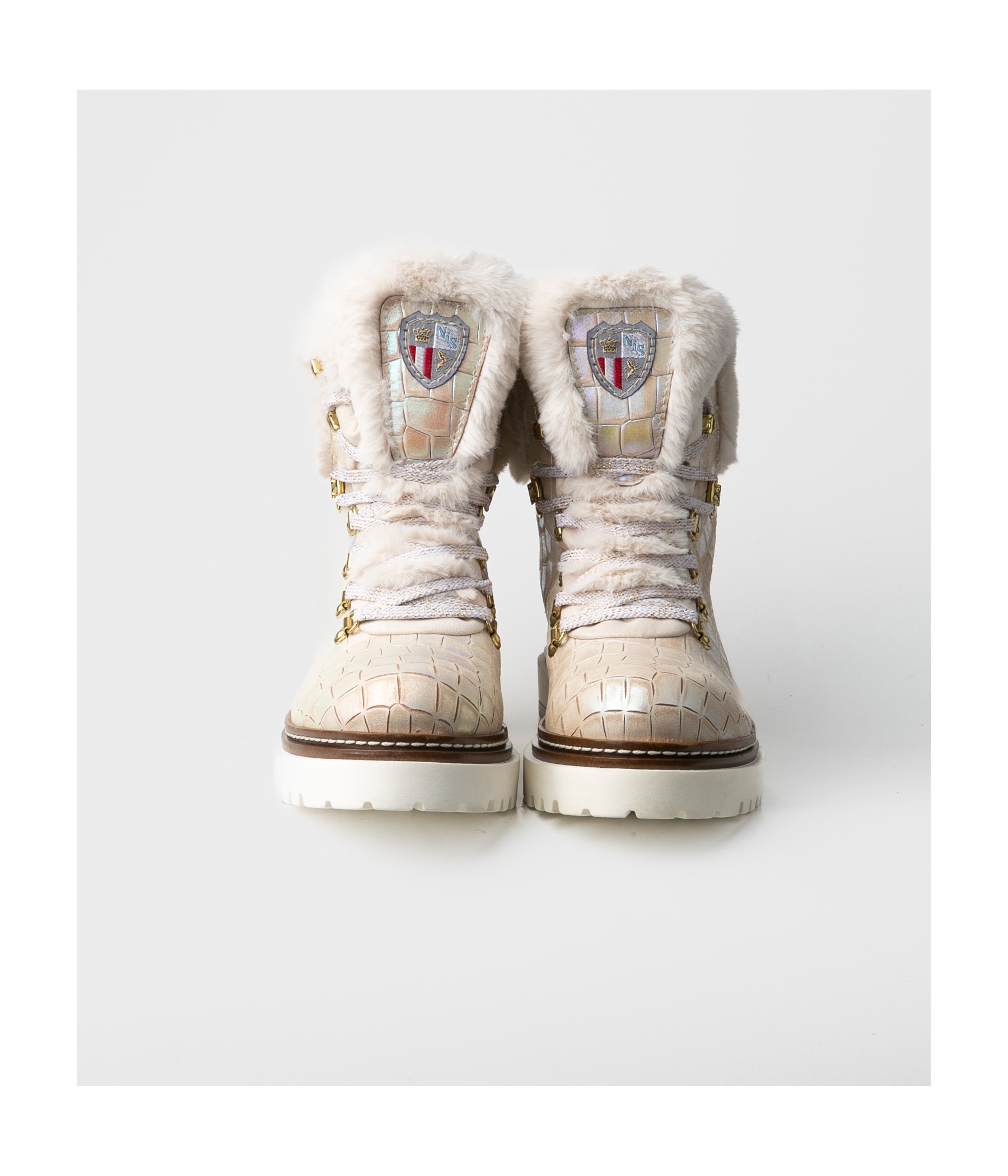 TANJA OLD WHITE TANJA OLD WHITE
