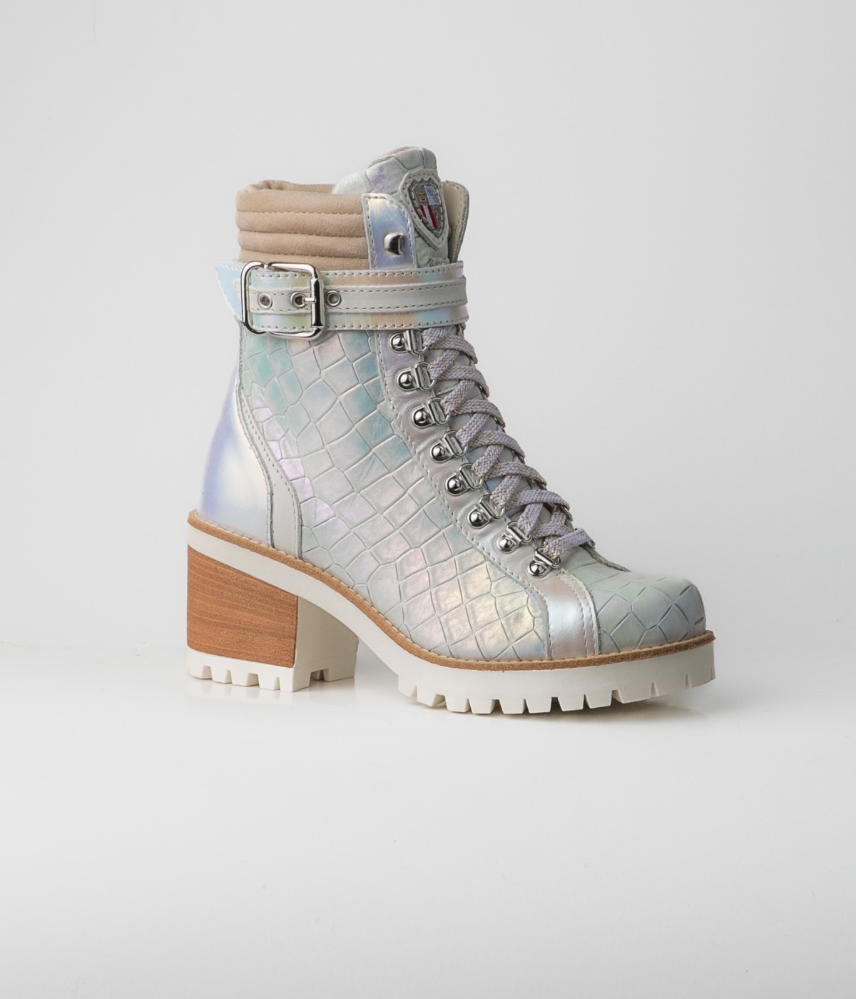 SANDRA WHITE brushed 2