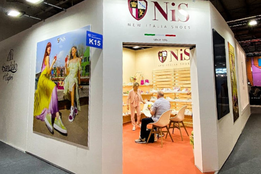 New Italia Shoes porta la nuova collezione SS26 alle fiere di settembre 2025